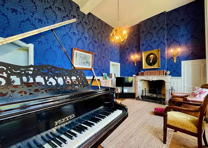 Chateau De Gourmont Dream In A Norman Castle Дом отдыха Saint-Germain-de-Varreville