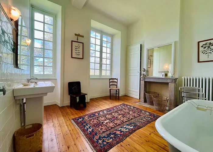 Chateau De Gourmont Dream In A Norman Castle Saint-Germain-de-Varreville