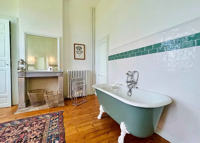 Дом отдыха Chateau De Gourmont Dream In A Norman Castle