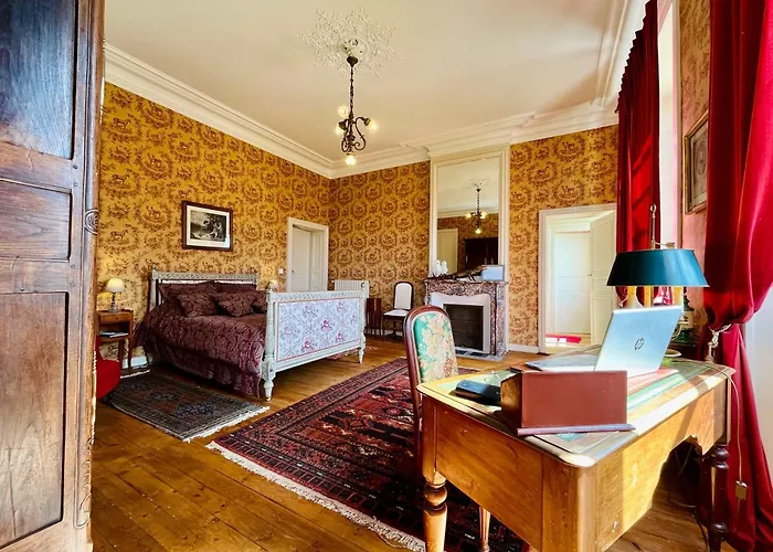 Дом отдыха Chateau De Gourmont Dream In A Norman Castle *