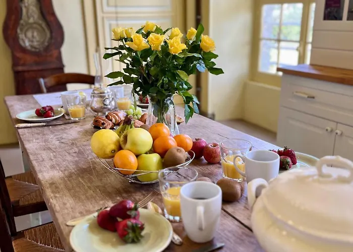 Chateau De Gourmont Dream In A Norman Castle Дом отдыха Saint-Germain-de-Varreville