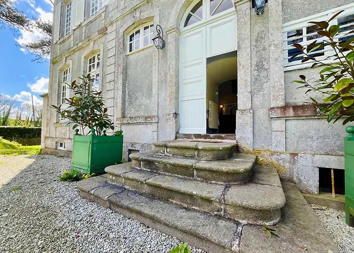 Chateau De Gourmont Dream In A Norman Castle Saint-Germain-de-Varreville