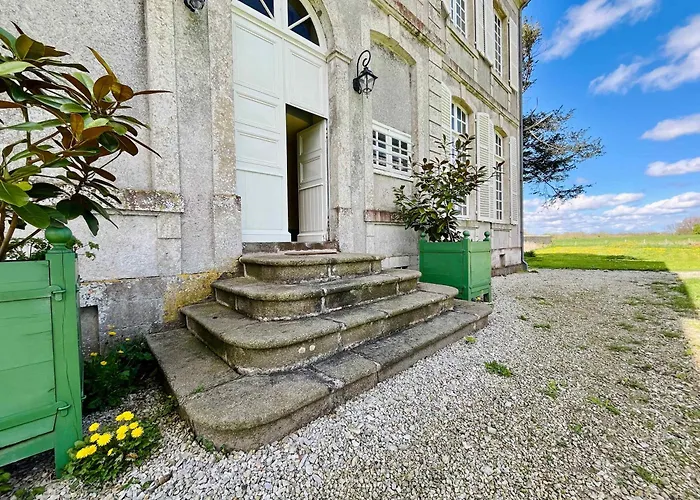 Дом отдыха Chateau De Gourmont Dream In A Norman Castle