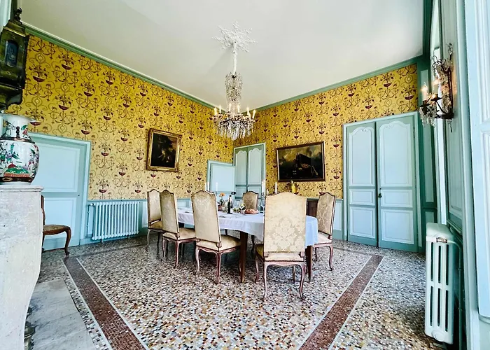 Дом отдыха Chateau De Gourmont Dream In A Norman Castle